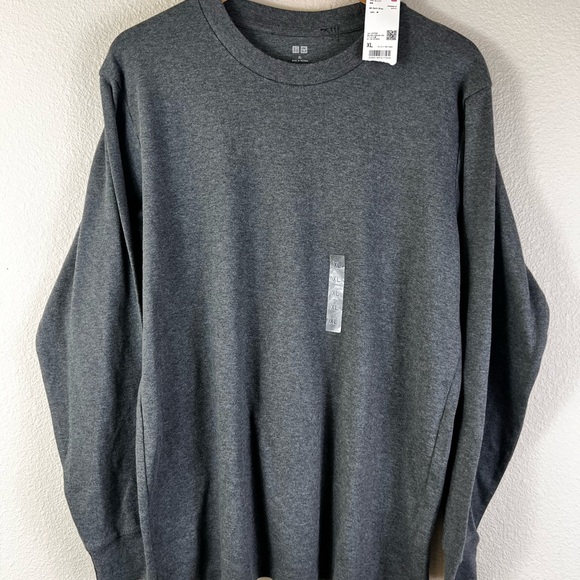 Uniglo Soft Brushed Crew Dark Gray XL Long Sleeve NWT - Picture 3 of 8